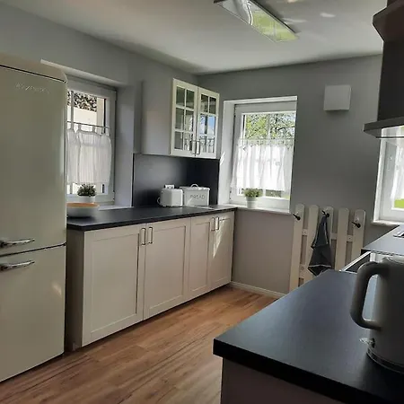 Stilvolle 2-zimmer-wohnung, 75qm In * Lohr