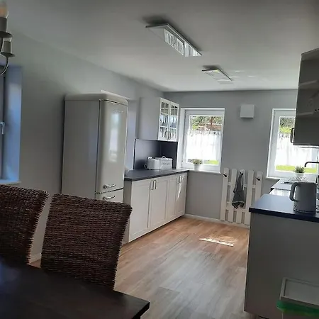 Stilvolle 2-zimmer-wohnung, 75qm In 아파트